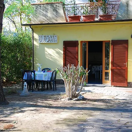Appartement Acacia - Zona Centrale, Con Clima, Giardino Privato E Posto Auto