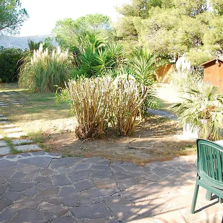 Acacia - Zona Centrale, Con Clima, Giardino Privato E Posto Auto Appartement